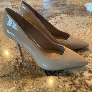 WHBM Olivia Pumps in Neutral size 9 M